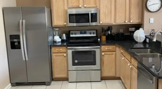 Вилла 3 BR 2 Miles to Disney Pool Free Wifi and More