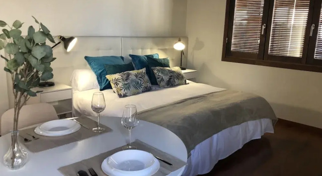 Апартаменты Granada Suites by Olala Homes