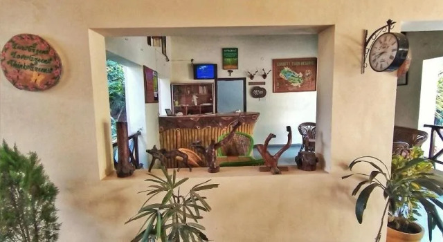 Serenity Corbett Resort, Prenota Resort Hotel a Ramnagar con colazione, Colazione