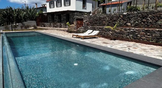 Вилла Superior CASAS DO LARANJO- Cottages & Infinity Pool by brugrani