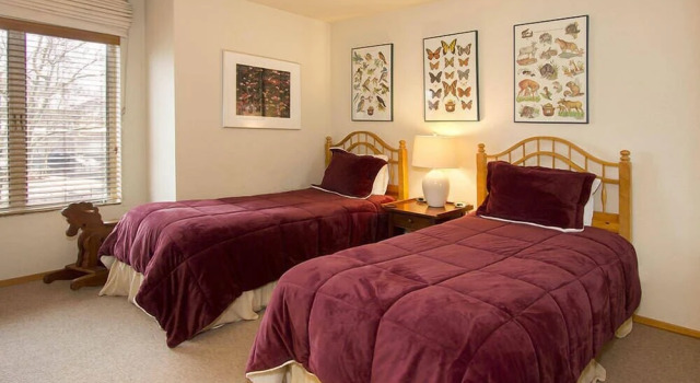 Snowcreek #630 - Near Lakes & Golf!
