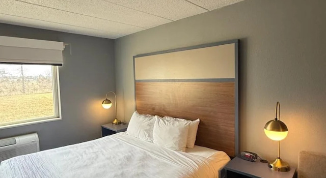 Двухместный номер Standard AmericInn by Wyndham St Cloud MN I-94