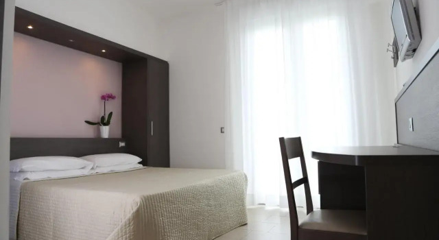 Hotel Beatrice, Rezervovat Hotel Sirolo 