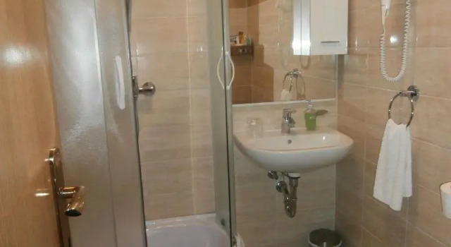 Номер Standard Apartments Song