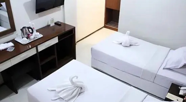 Suite Hotel Wisata Baru