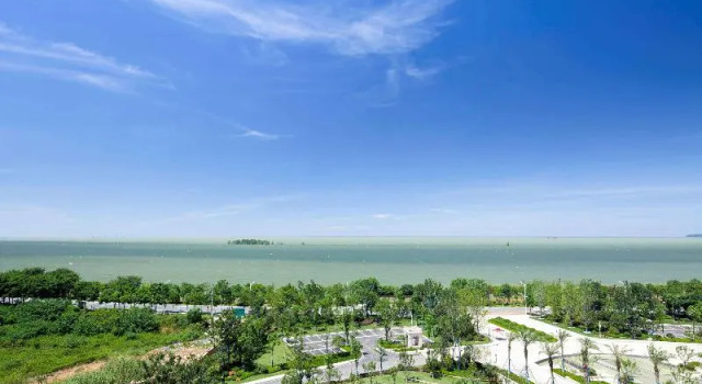Standard Twin room Pullman Yueyang Hotel