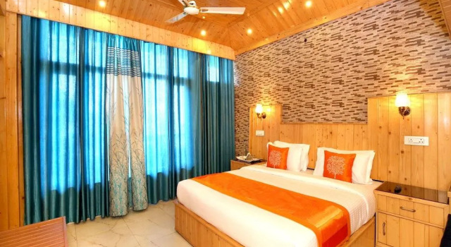 OYO 12170 Home Rustic Villa Kasauli