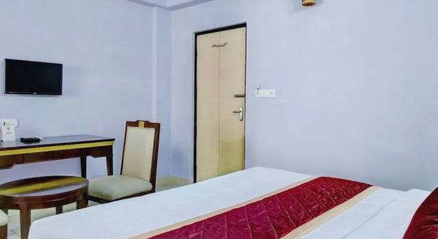 OYO 10479 Sree Sai Comfort