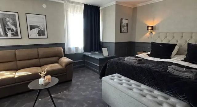 Номер Deluxe Central Hotellet Tierp