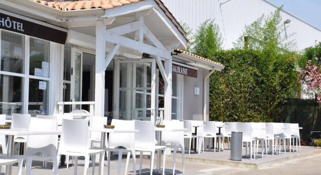 Hotel California, Book Hotel Mauguio Hérault