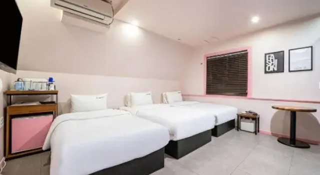 Номер Standard No.25 Hotel Busan Seomyeon Station