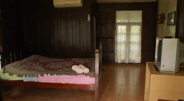 Ruenphen Homestay, Забронировать Отель Отели Ампхава с парковкой, Парковка