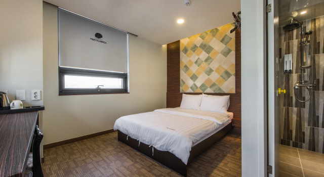 Hostel Korea - Changdeokgung, Book Hostel / Vandrerhjem SPA-hoteller i Seoul, nær Topohaus, SPA