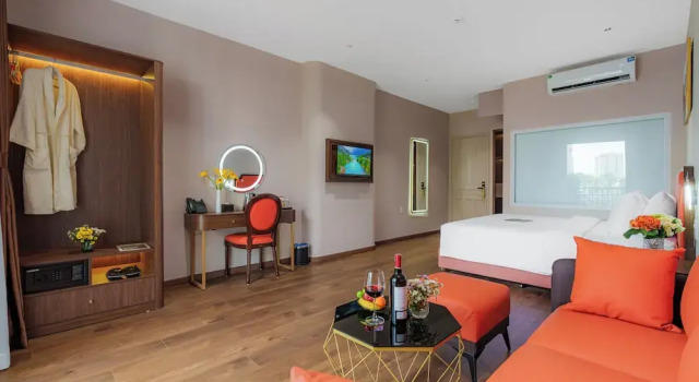 Двухместный полулюкс с видом на город Salute Saigon Hotel and Spa