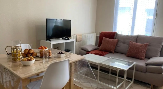 Joli appartement en plein centre, Rezerwuj Apartament Libourne Gironde