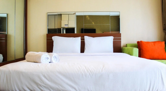 Fully Furnished Studio Apartment at Tamansari The Hive, Book Apartment Jakarta Jakarta Province