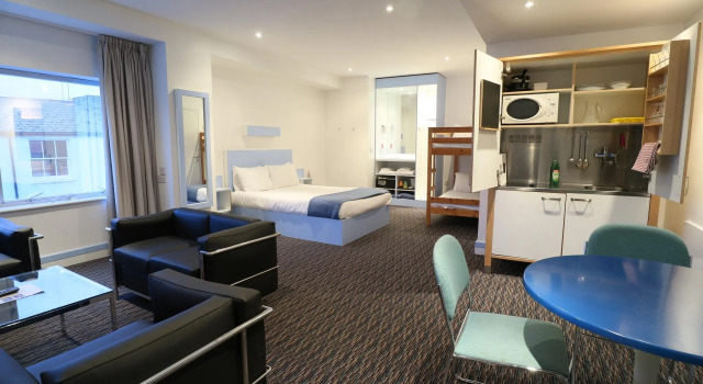 Семейный номер Standard Citrus Hotel Cheltenham by Compass Hospitality