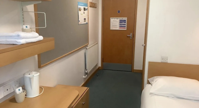 Номер Standard University of Exeter Pennsylvania Court
