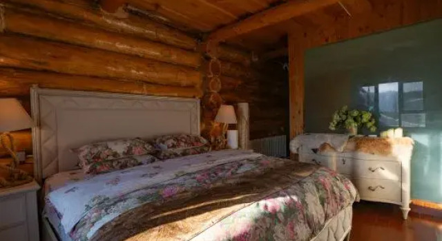 Люкс Hewu Nova Cabin (Old Village, Beautiful Peak Station, Hewu Bridge Store)