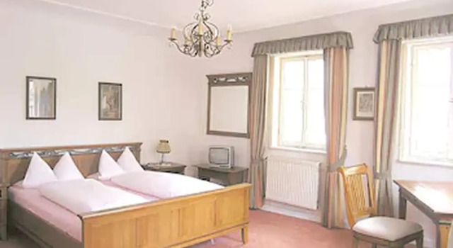 Номер Standard Burghotel