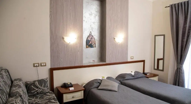 Standard Doppel Zimmer Leon DOro