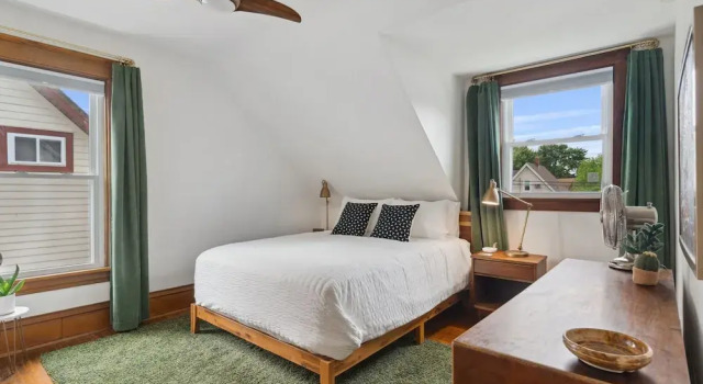 Retro Haus, Varaa Hotelli Hotellit Minnesota pysäköinnillä, Pysäköinti