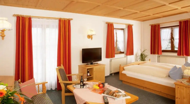 Трёхместный номер Standard Hotel Landhaus Feldmeier ***S