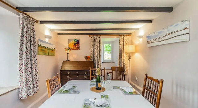 Old Dame School, Book Hotel Leyburn North Yorkshire