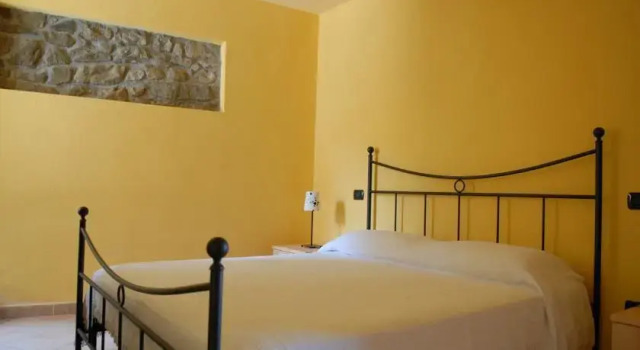 Borgo Antico, Buchen Sie Hotel Cavanella Vara Ligurien