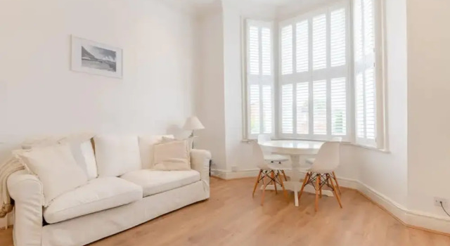 Gorgeous, Newly Renovated 1 Bedroom in Balham With Garden