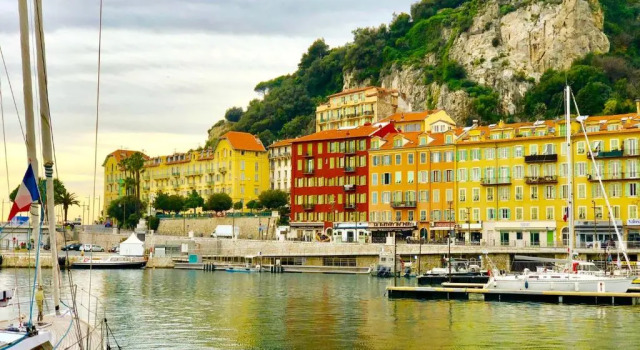 Апартаменты Waterfront panoramic sea view, balcony, AC