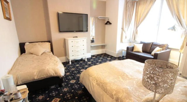 Семейный номер Standard Westbank Guest House