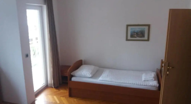 Трёхместный номер Standard с балконом Hotel B&B Villa Paula