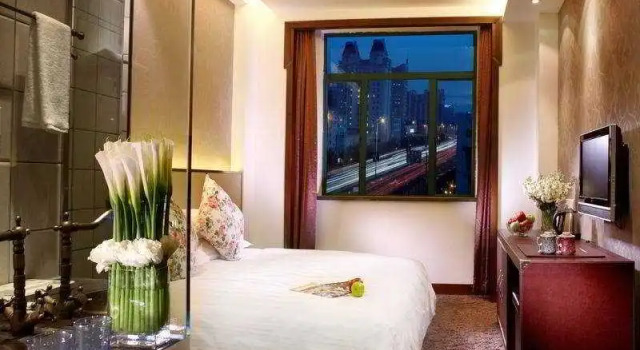 Elan Inn Hubin