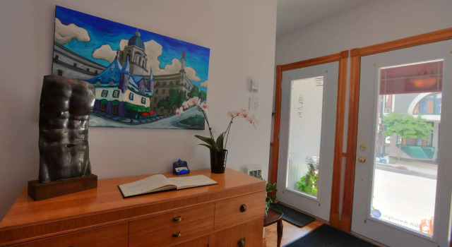 La Loggia Art B&B, Забронировать Отель «постель и завтрак» Отели Монреаля 3 звезды, рядом с Place Dupuis, 3*