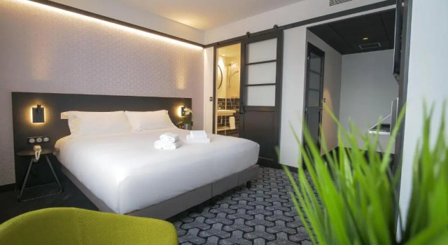 Номер Executive Le Magic Hôtel & Spa - Centre Historique - Climatisation - Parking - Bornes de recharge