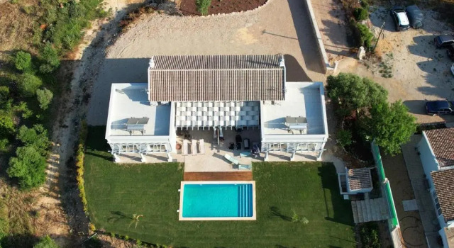 Semi-detached Villa With Pool In Rural Setting, Book Villa Estoi Sotavento