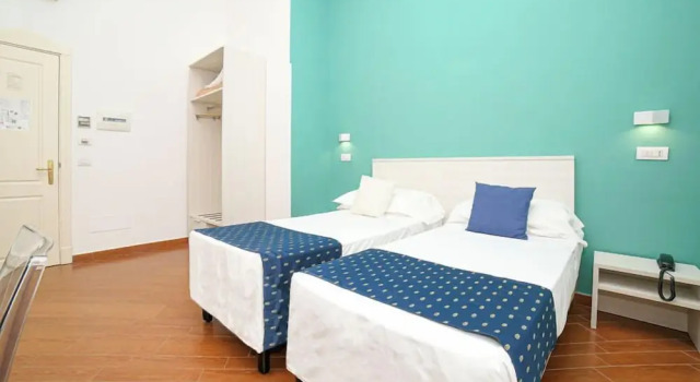 Двухместный номер Economy Hotel Royal Hills