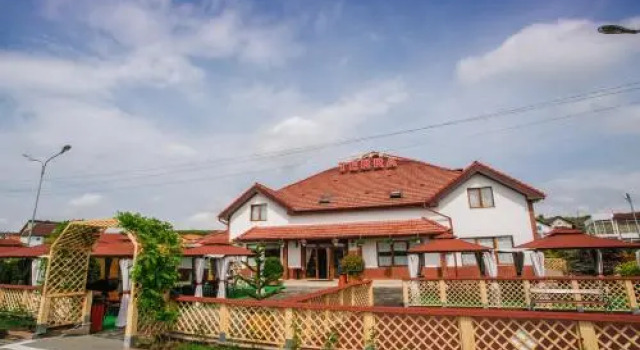 Pensiunea Terra, Book Hotel Bistriţa 