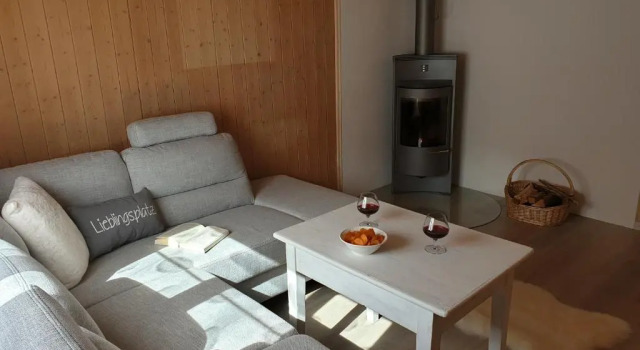 Ferienwohnung Antonia, จอง โรงแรม Surcuolm Surselva
