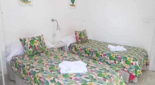 Двухместный номер Standard с балконом La Moraga de Poniente Malaga Hostel