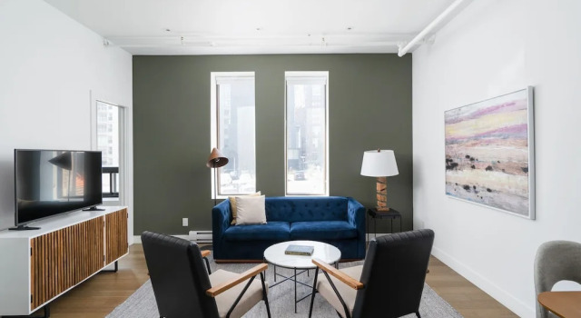 Номер Classic Bakan- Quartier des Congres, Convention District
