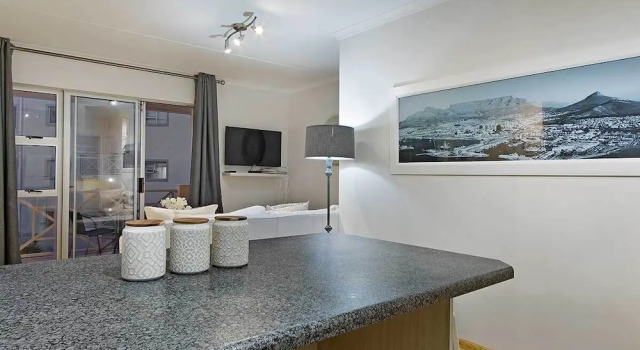 Big Bay Beach Club 122, Забронировать Отель Отели Table Bay 4 звезды, 4*