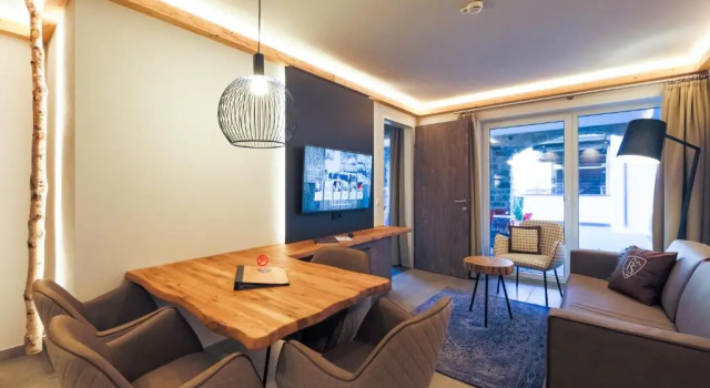 Люкс c 1 комнатой AvenidA Panorama Suites