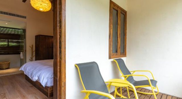 Двухместный люкс с видом на горы Sen Island Qixia Shanju Hotel