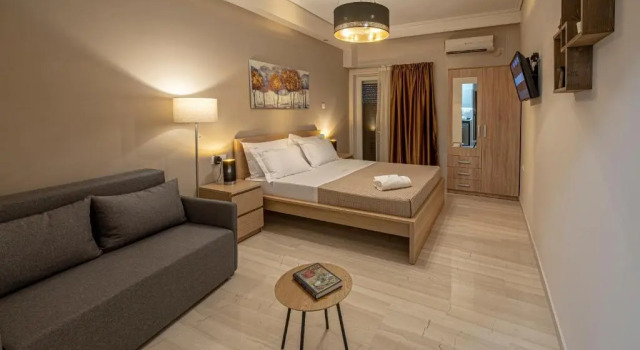 Alcedo Studio, Book Hotel Volos 