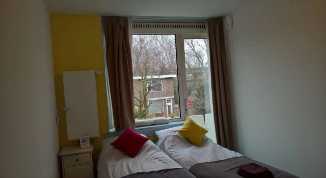 Bed and Breakfast Amsterdam Holy Dove