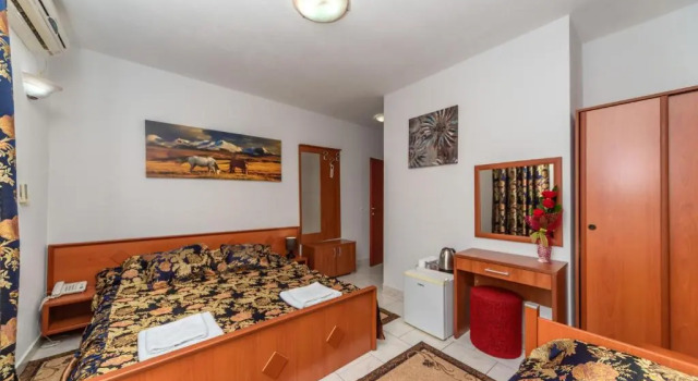 Трёхместный номер Standard с видом на море " Villa Kruna Lux "