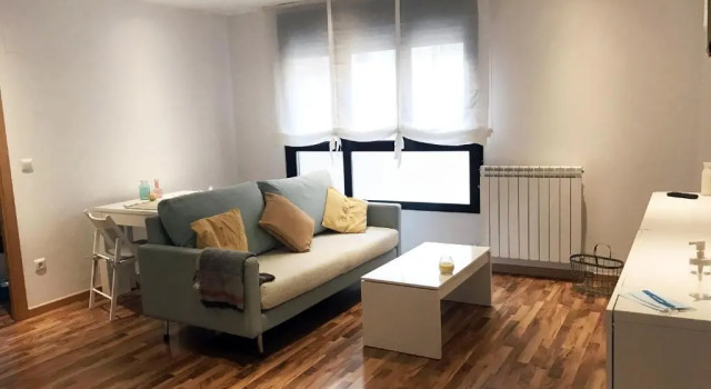 Suite Anna, Забронировать Отель Отели и гостиницы Сарагосы, рядом с Церковь Санта-Марии Магдалены, Отель