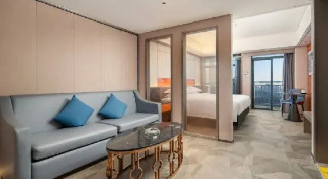 Люкс Premier Haikou Tianyi Donghuan Hotel
